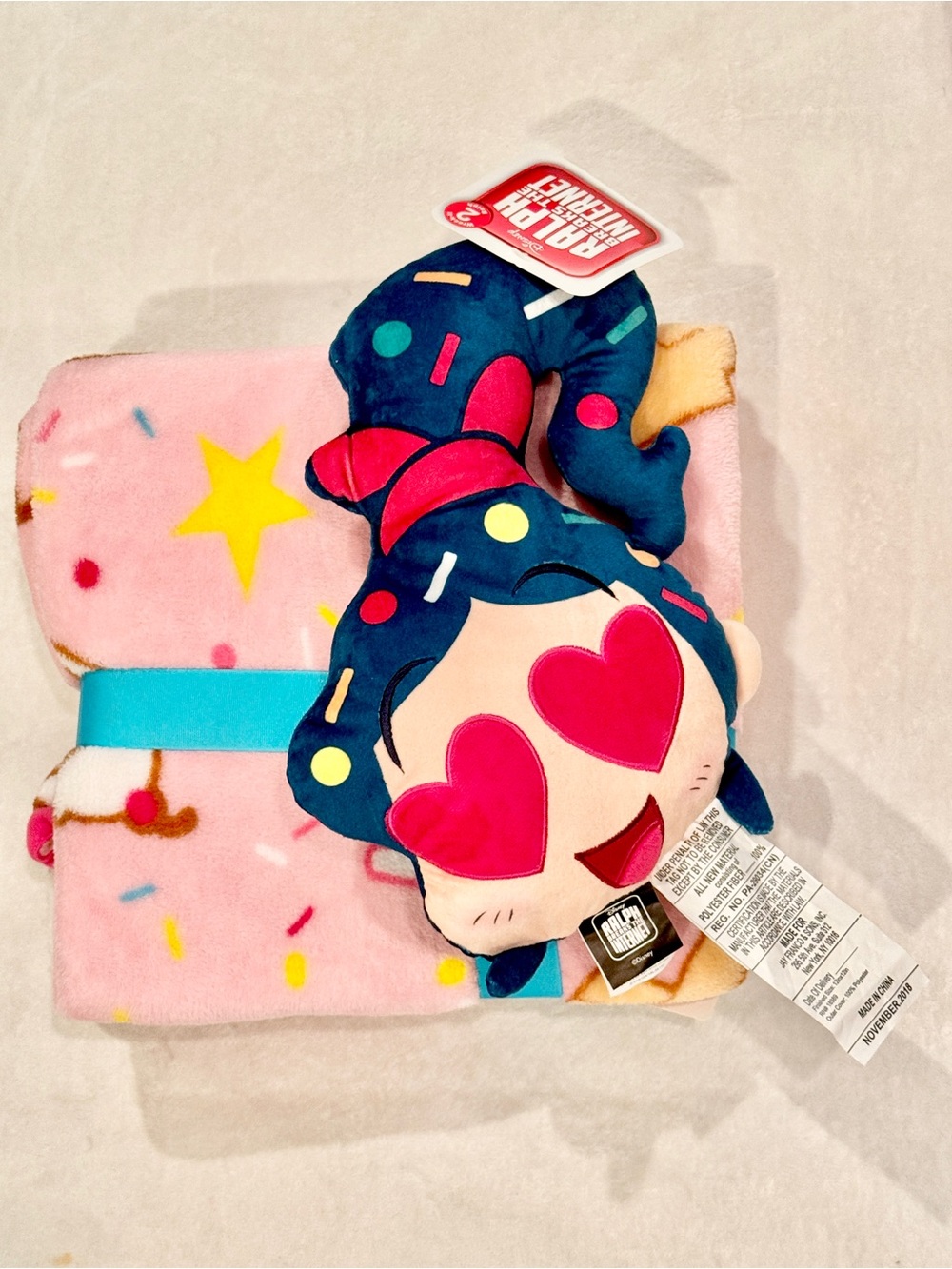 NWT Wreck It Ralph’s Princess Venellope pillow and blanket set Disney